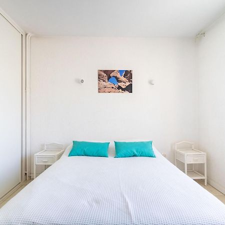 Apartment Les Ilaires Le Lavandou Extérieur photo